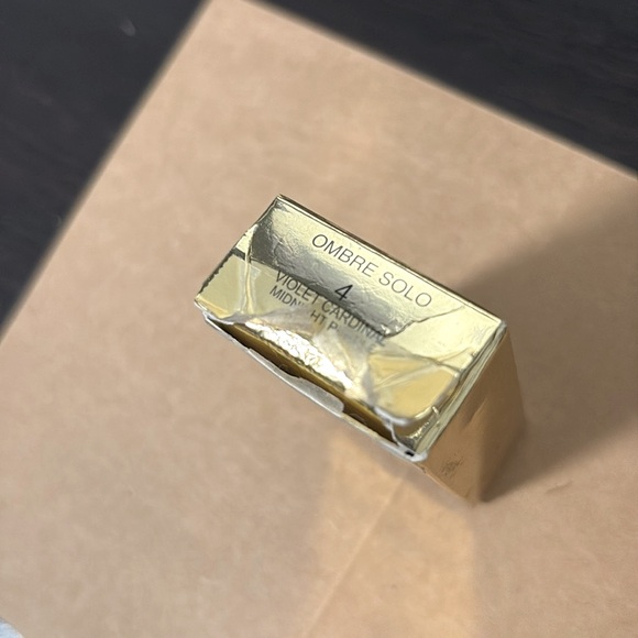 NIB [Yves Saint Laurent] Ombre Solo Radiance Eyeshadow #04 in Midnight Purple - Picture 13 of 15